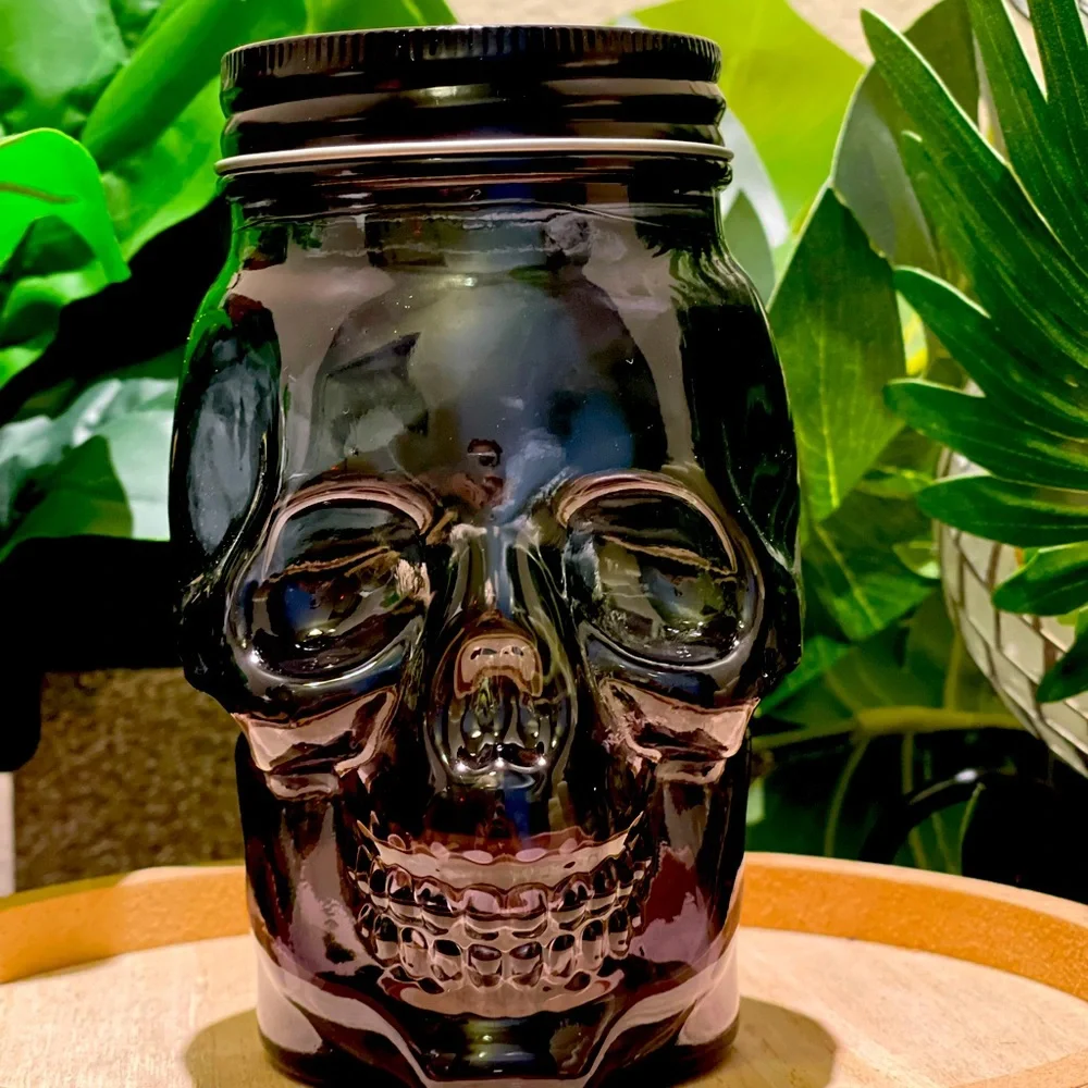 TARGET BULLSEYE BLACK SKULL GLASS JAR 1CT
